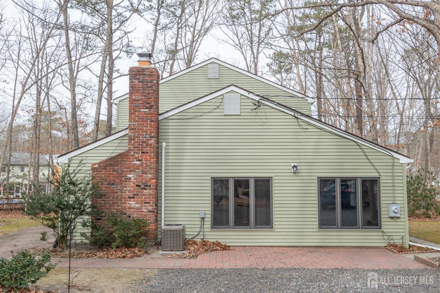 664 McKendimen Road Image 3