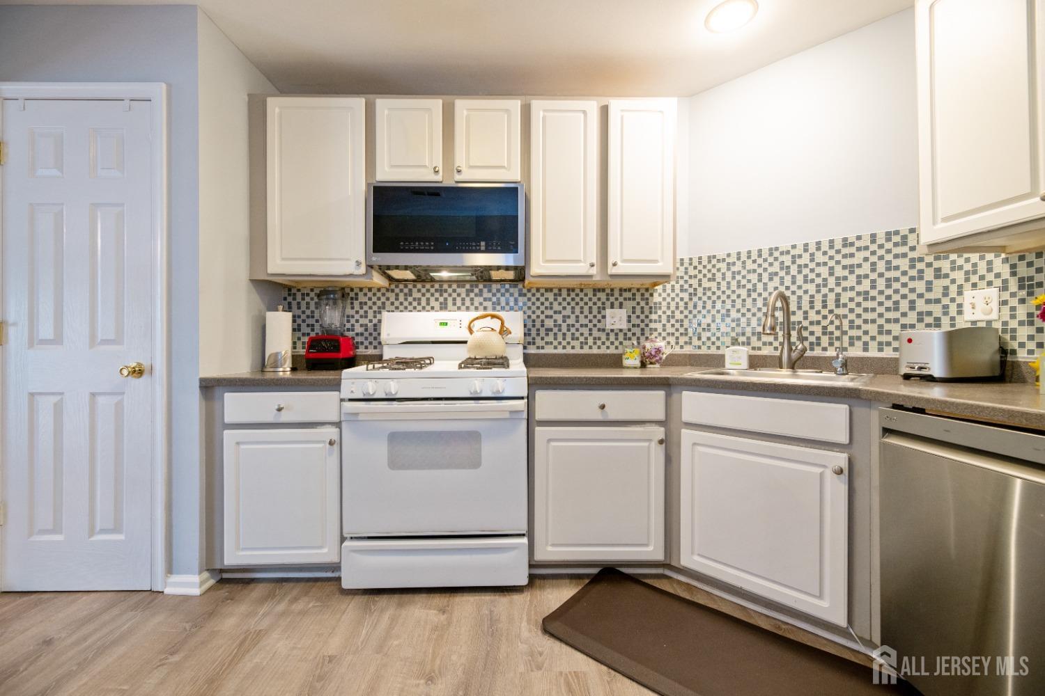 4 Linda Court, Old Bridge, NJ, 08879 image 7