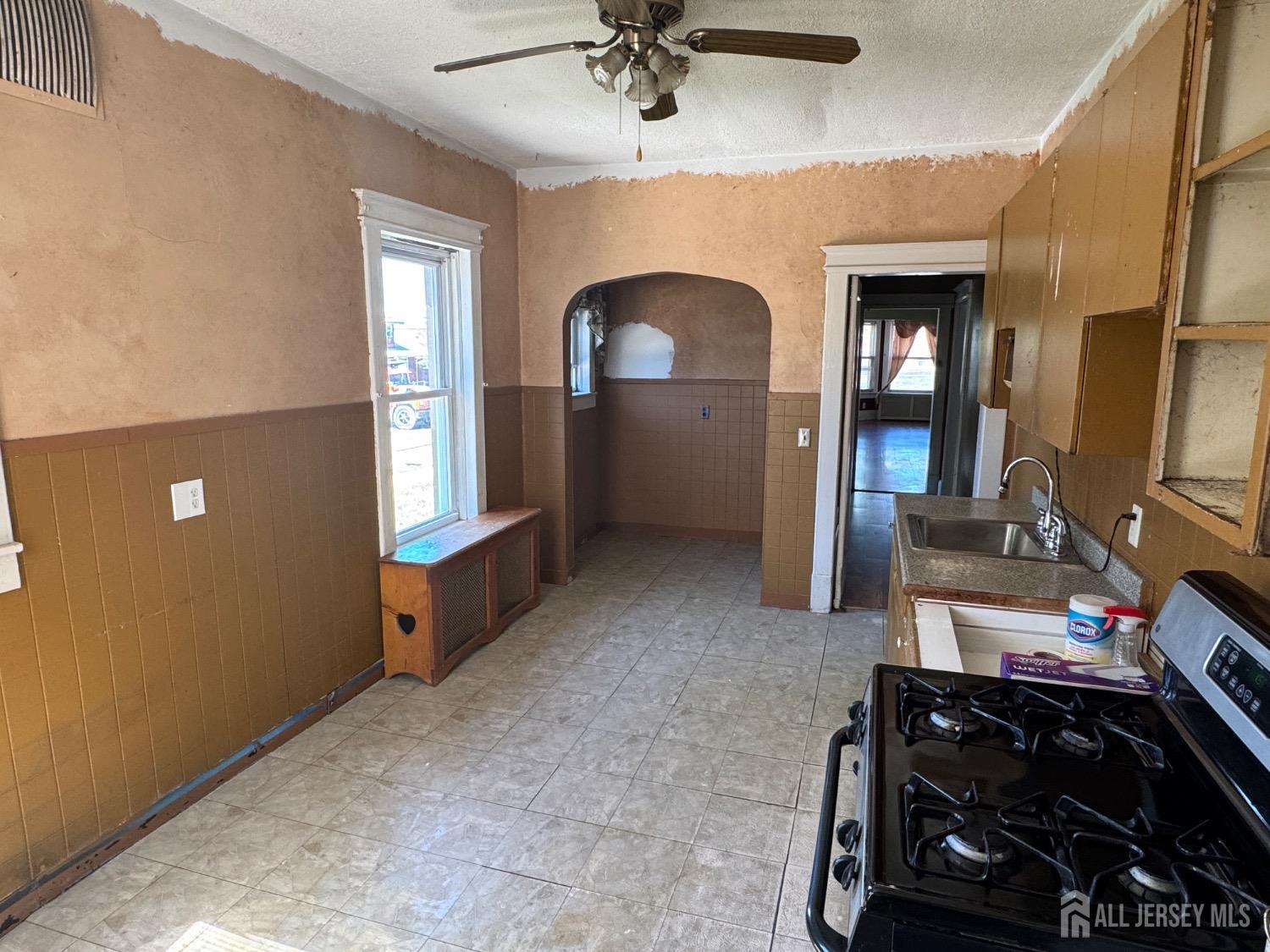134 S Stevens Avenue, South Amboy, NJ, 08879 image 15