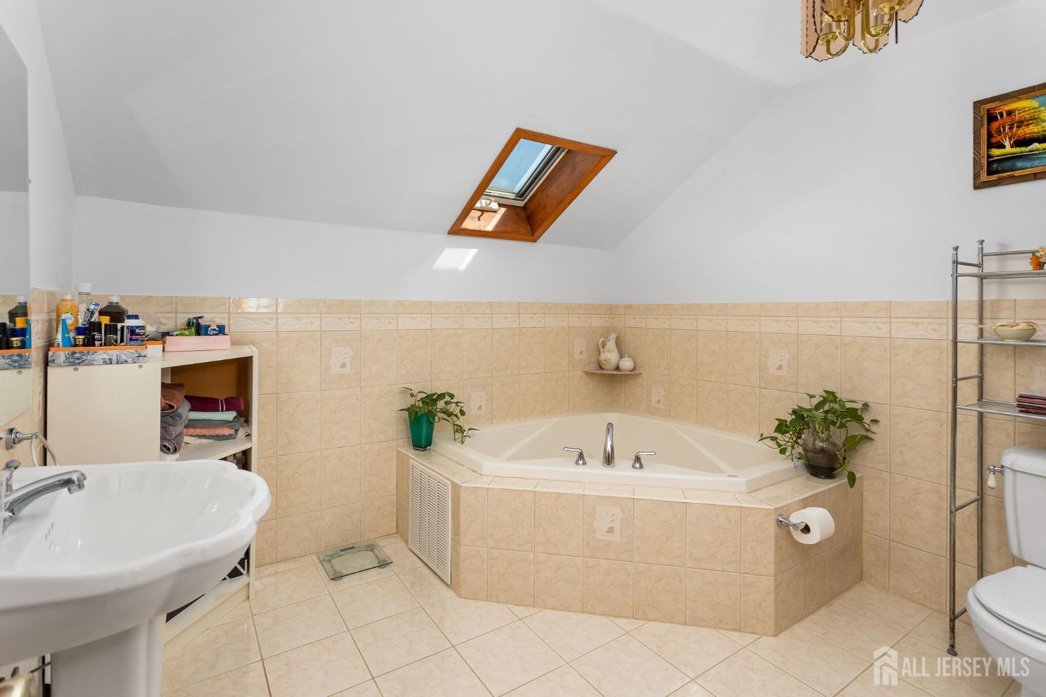 7 Mariposa Place, Old Bridge, NJ, 08857 image 31