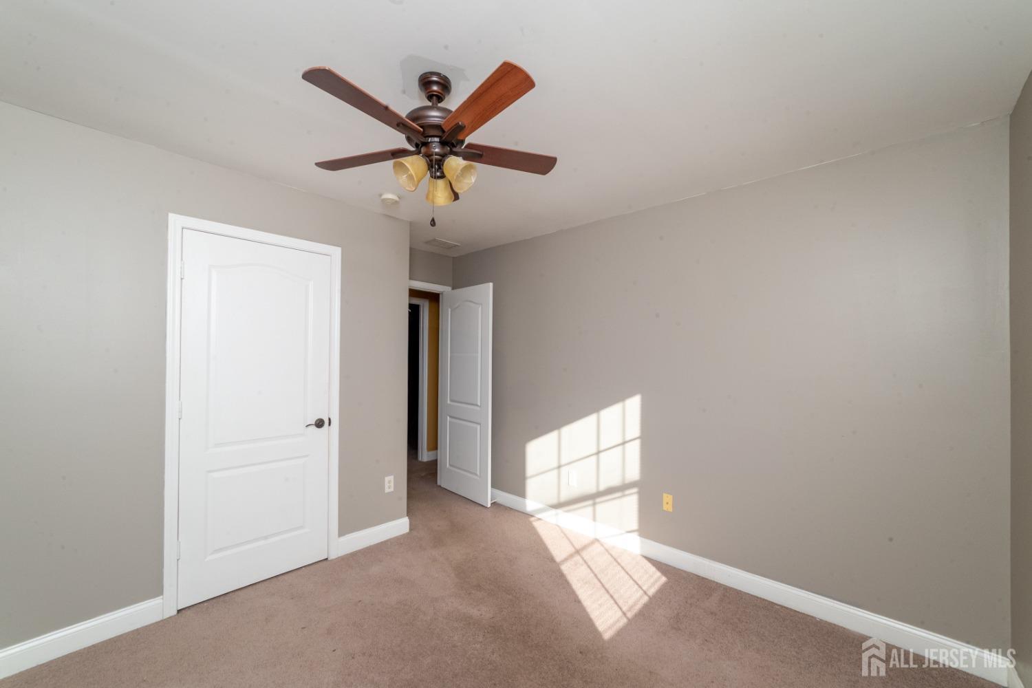 636 Woodland Avenue, Old Bridge, NJ, 08879 image 29