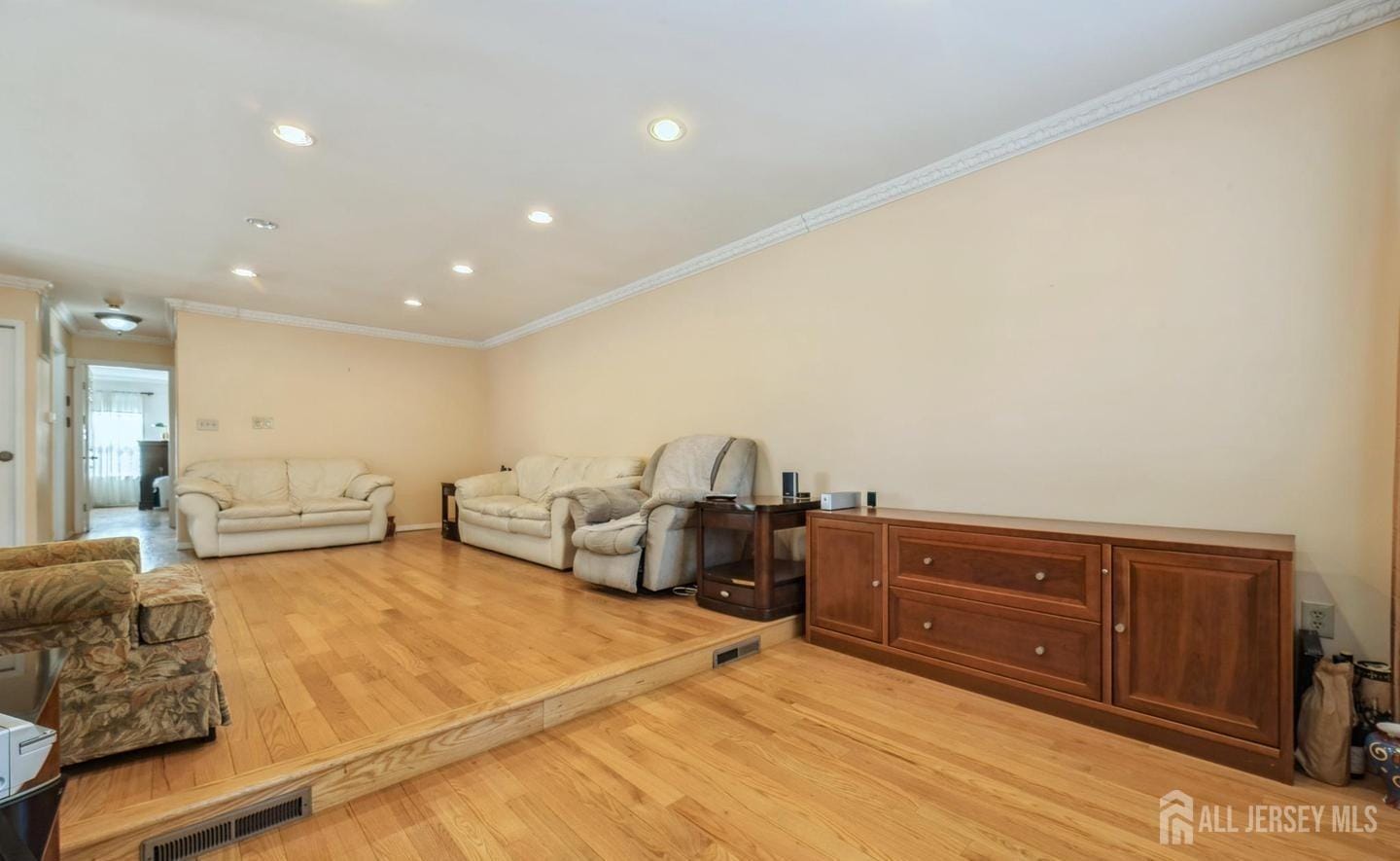 153-A Concordia Circle, Middlesex, NJ, 08831 image 17