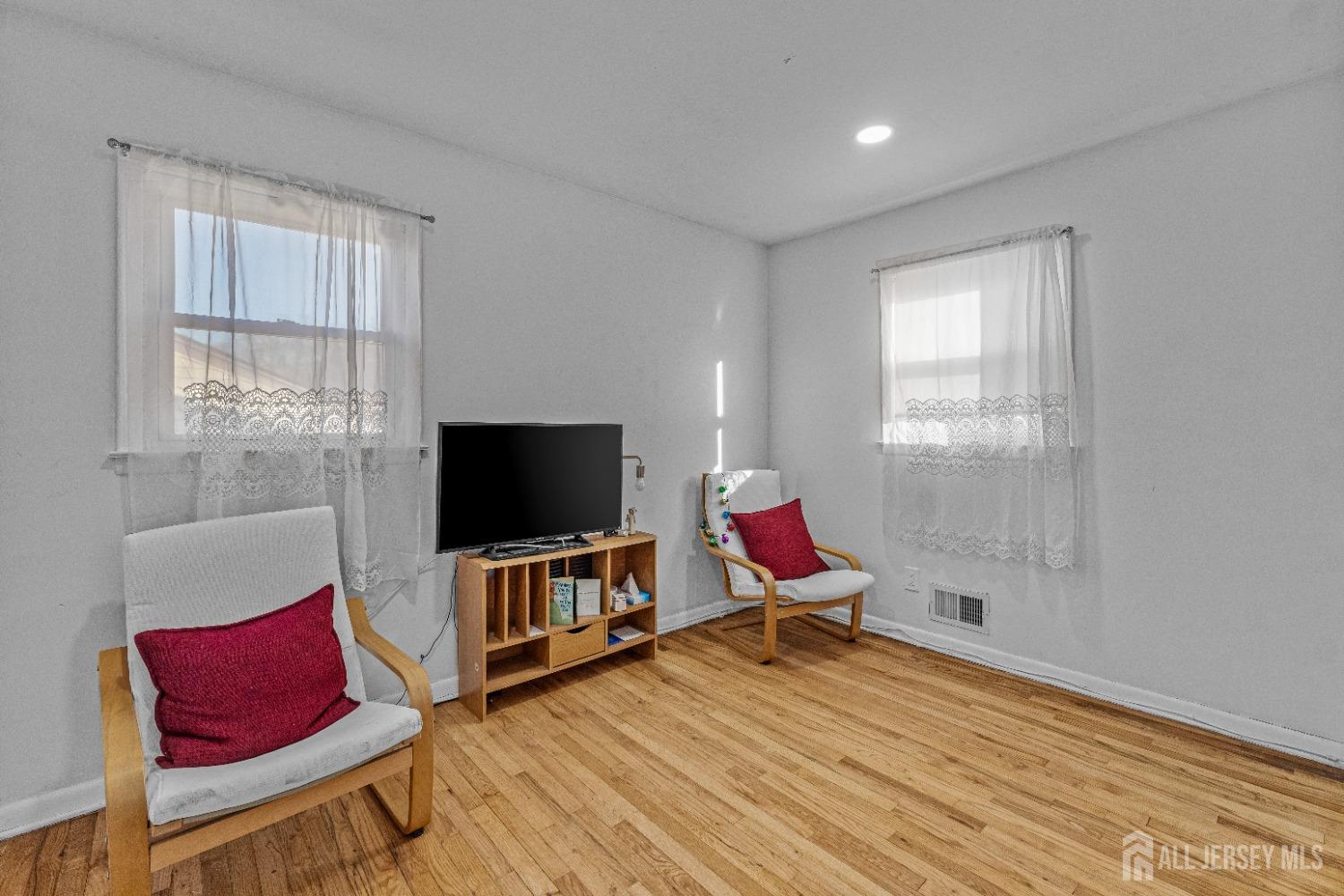 396 S 7th Avenue, Highland Park, NJ, 08904 image 13