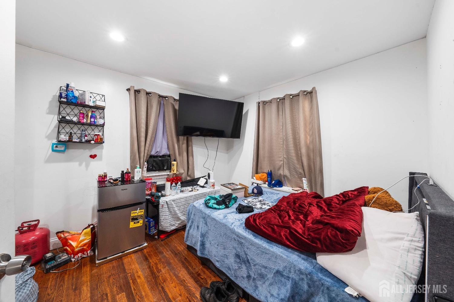 720 Charles Street, South Amboy, NJ, 08879 image 12