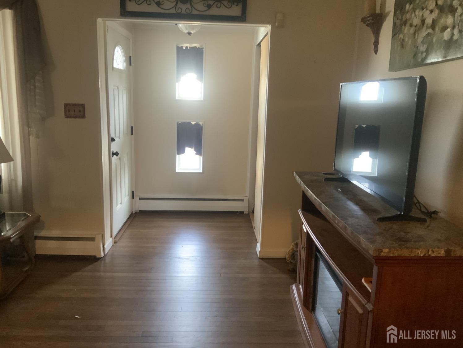 65 Jackson Avenue, Carteret, NJ, 07008