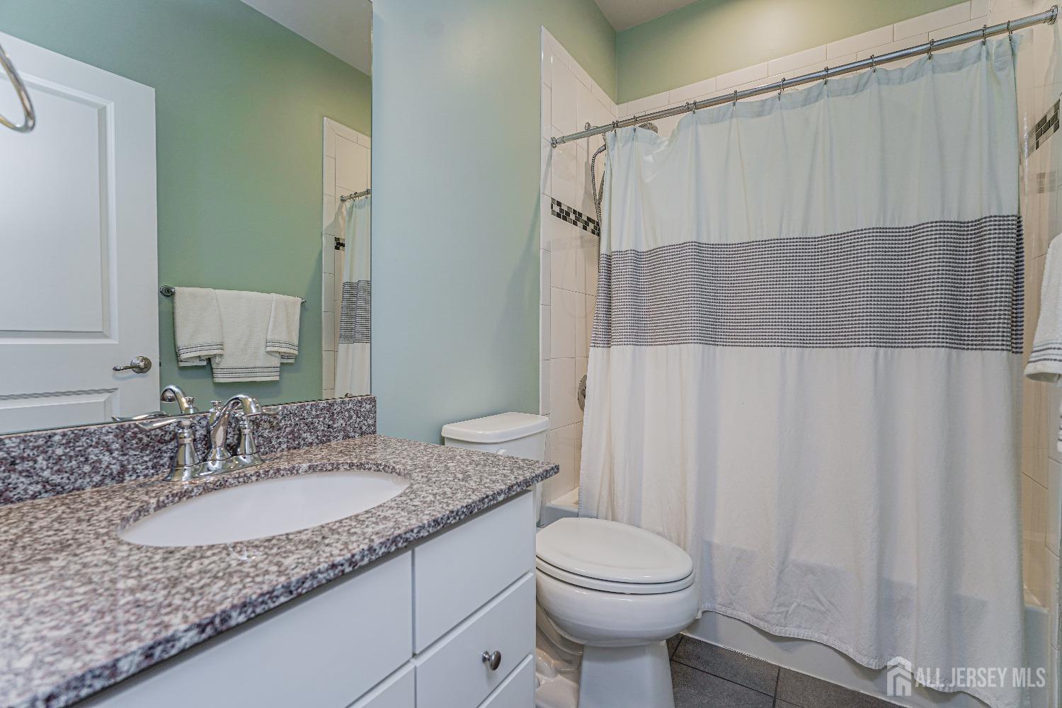 606 Bayside Court, South Amboy, NJ, 08879 image 23