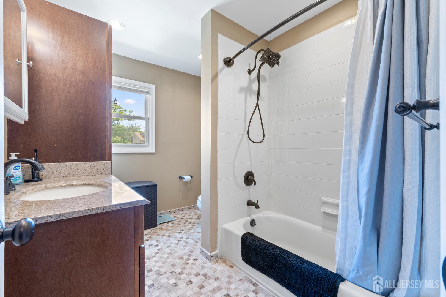 15 Creighton Circle, Old Bridge, NJ, 08857 image 32