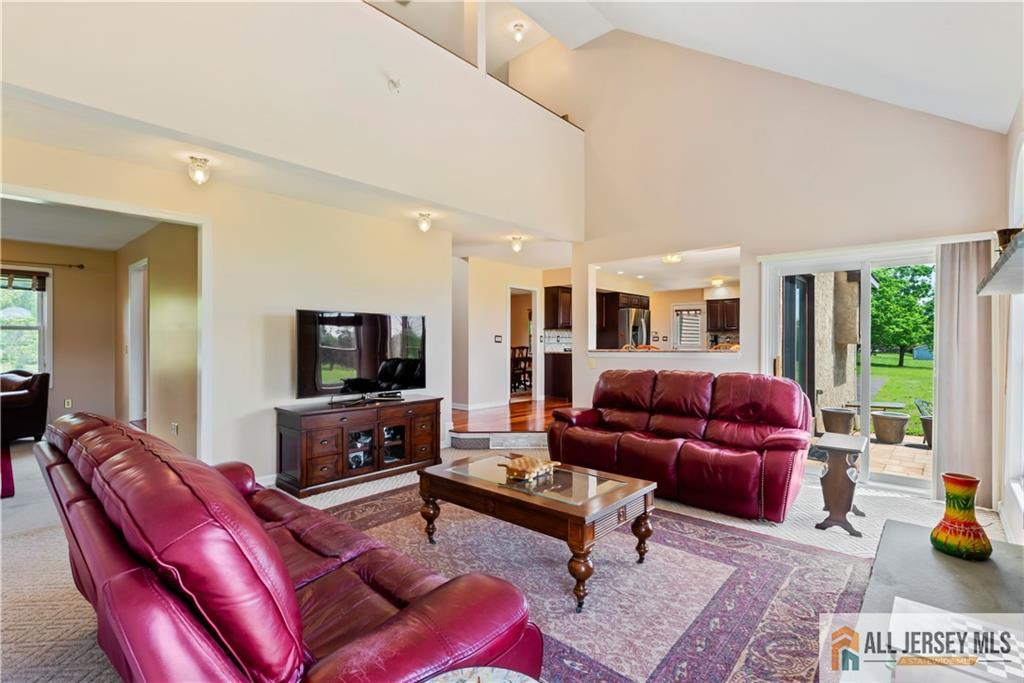 6 Miller Farm Road, Franklin, NJ, 08873 image 20