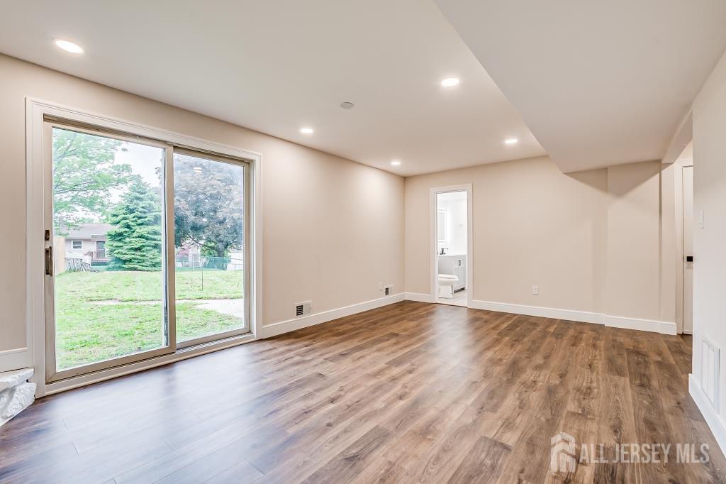 3 Birch Road, Edison, NJ, 08817 image 26