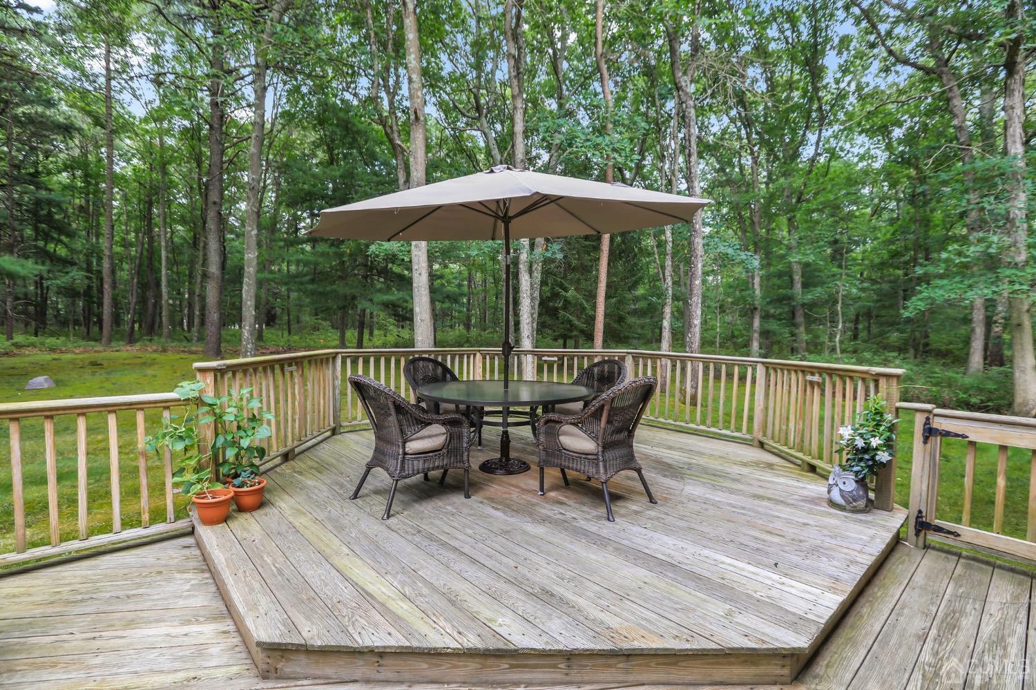 8 Iroquois Court, Colts Neck, NJ, 07722 image 54