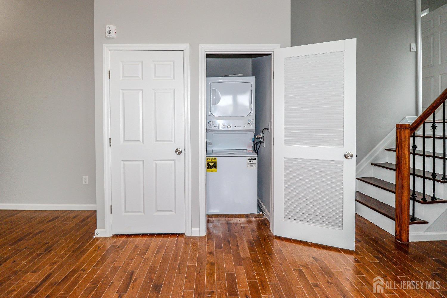 33 2nd Street, Raritan, NJ, 08869 image 14