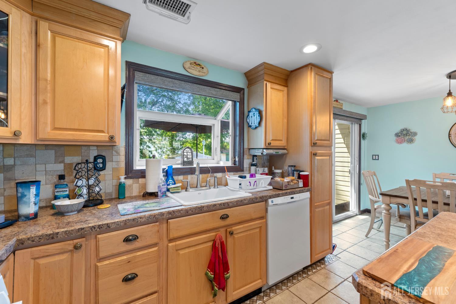 15 Creighton Circle, Old Bridge, NJ, 08857 image 20