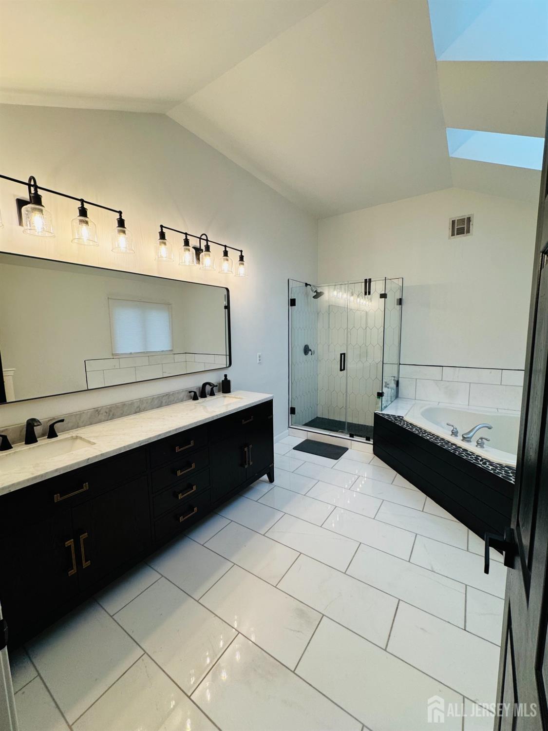 35 NE Bennett Road, Old Bridge, NJ, 07747 image 12