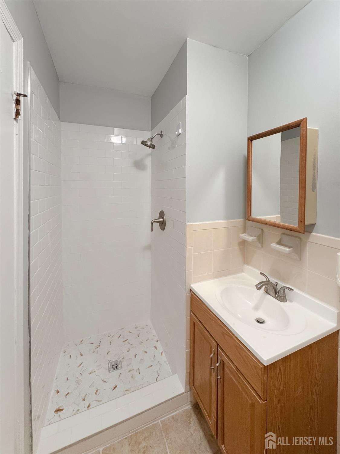 3908 Birchwood Court, North Brunswick, NJ, 08902 image 11