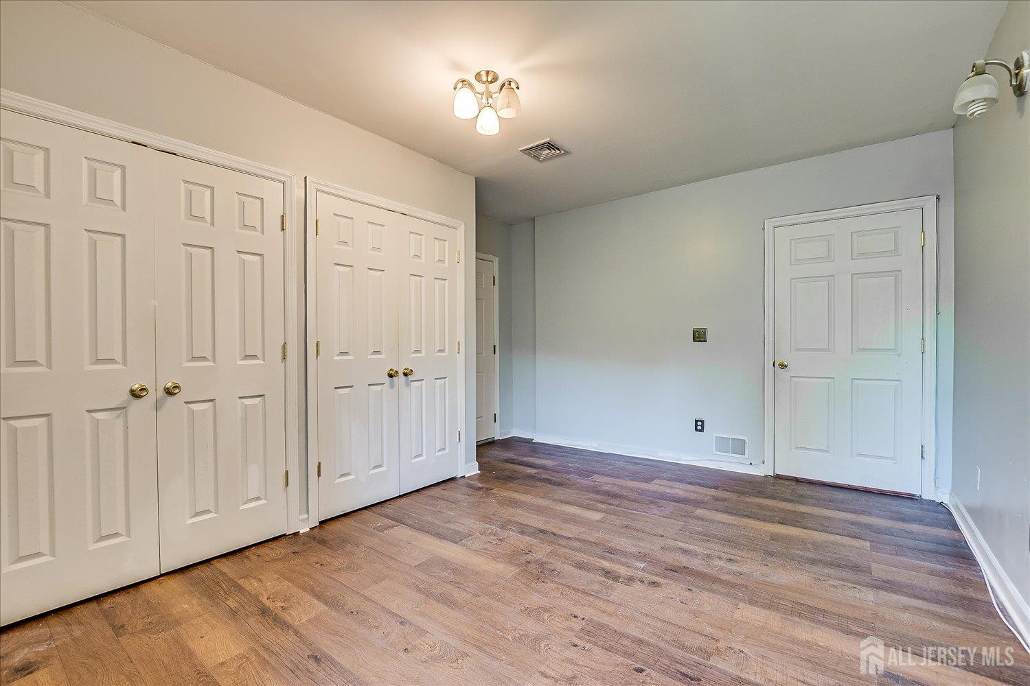 7 Vine Street, Jersey City, NJ, 07306 image 48