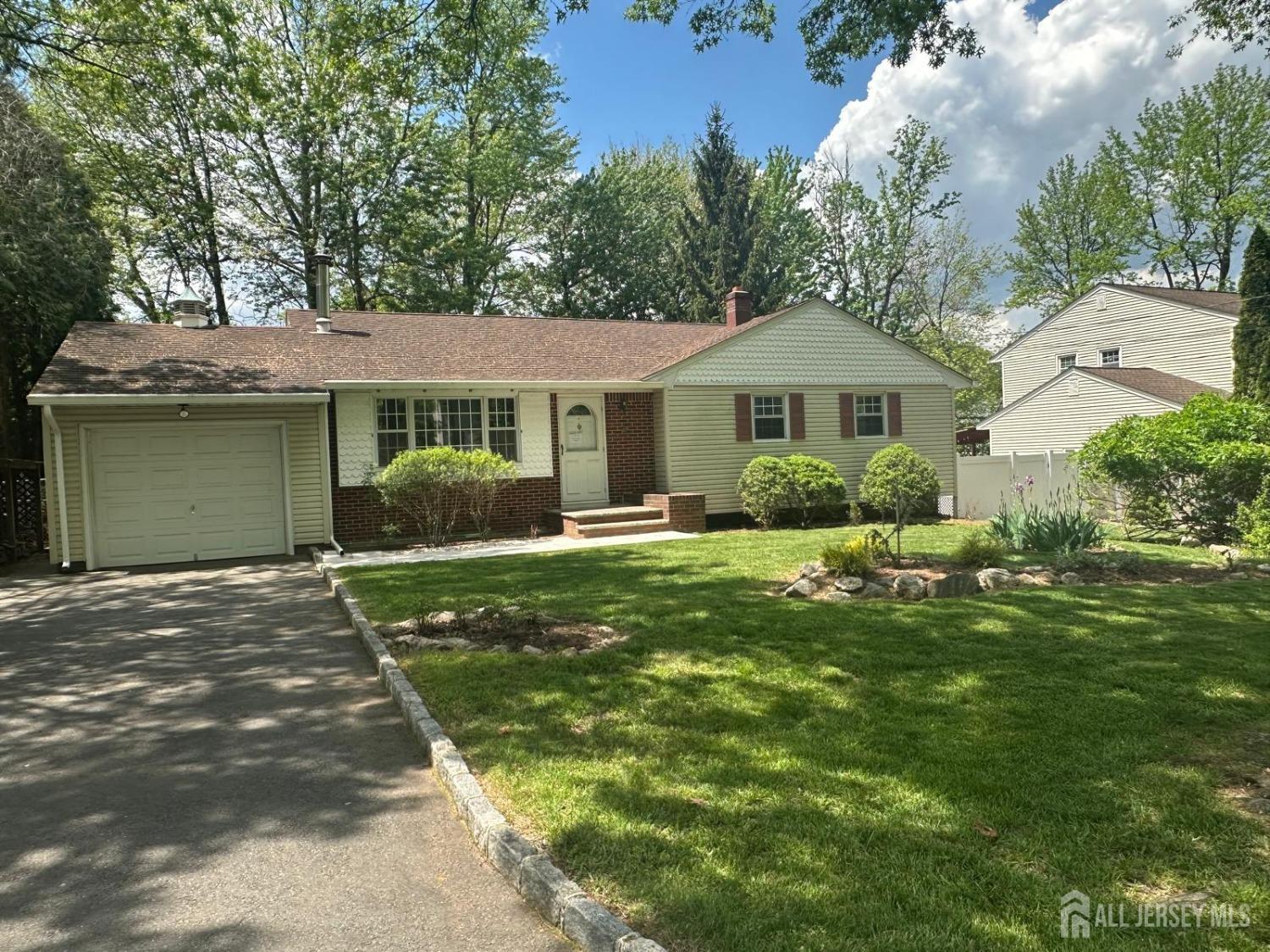 17 Cody Avenue Image 2