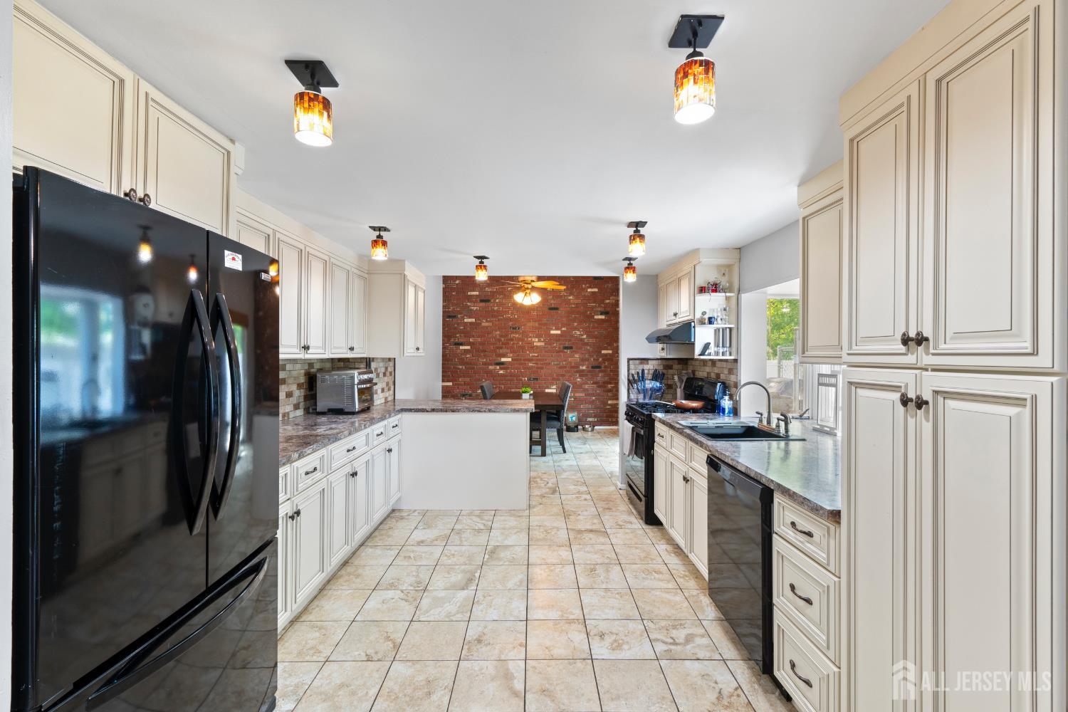 15 Creighton Circle, Old Bridge, NJ, 08857 image 9
