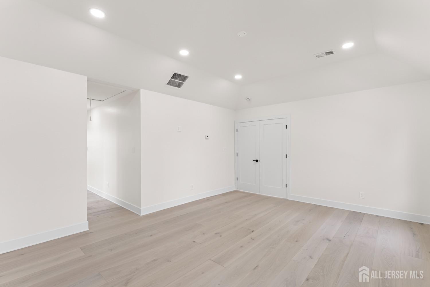 23 Redwood Avenue, Edison, NJ, 08817 image 23