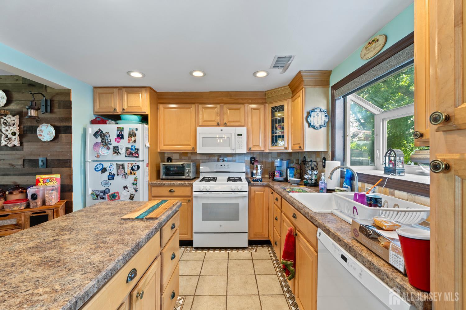 15 Creighton Circle, Old Bridge, NJ, 08857 image 21