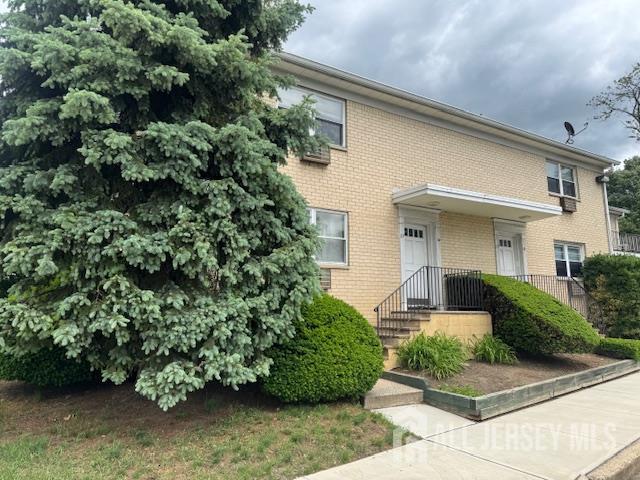 400 Cranbury Road 15 Image 2
