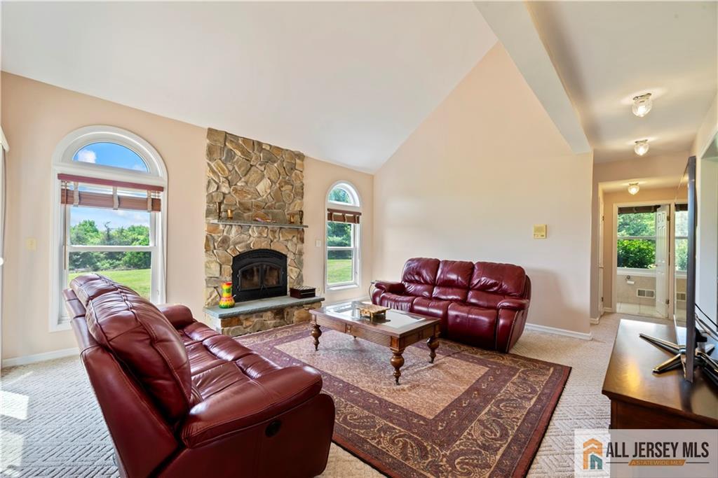 6 Miller Farm Road, Franklin, NJ, 08873 image 19