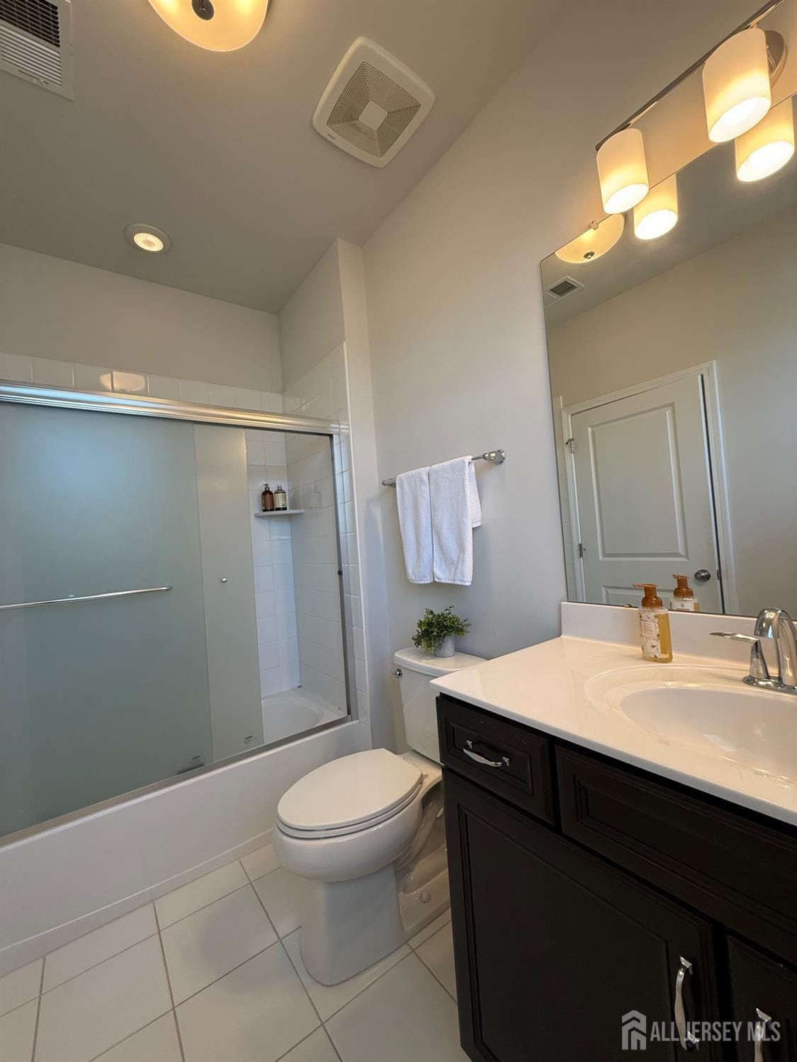 307 Dickson Court, Highland Park, NJ, 08904 image 21