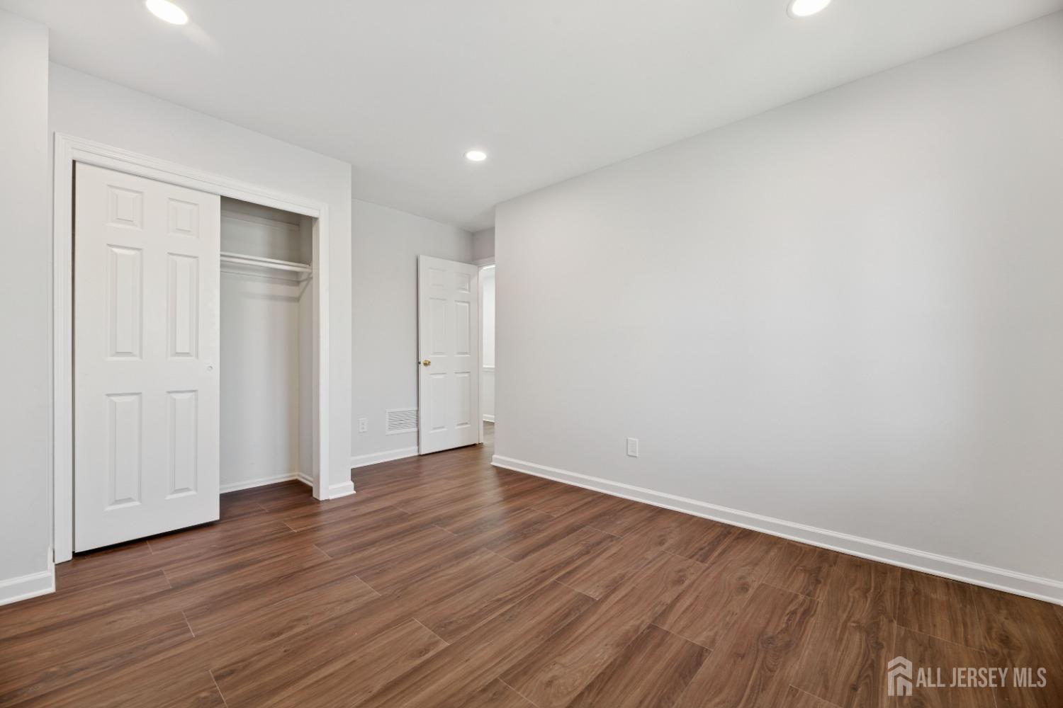 210 N 2nd Avenue, Highland Park, NJ, 08904 image 20
