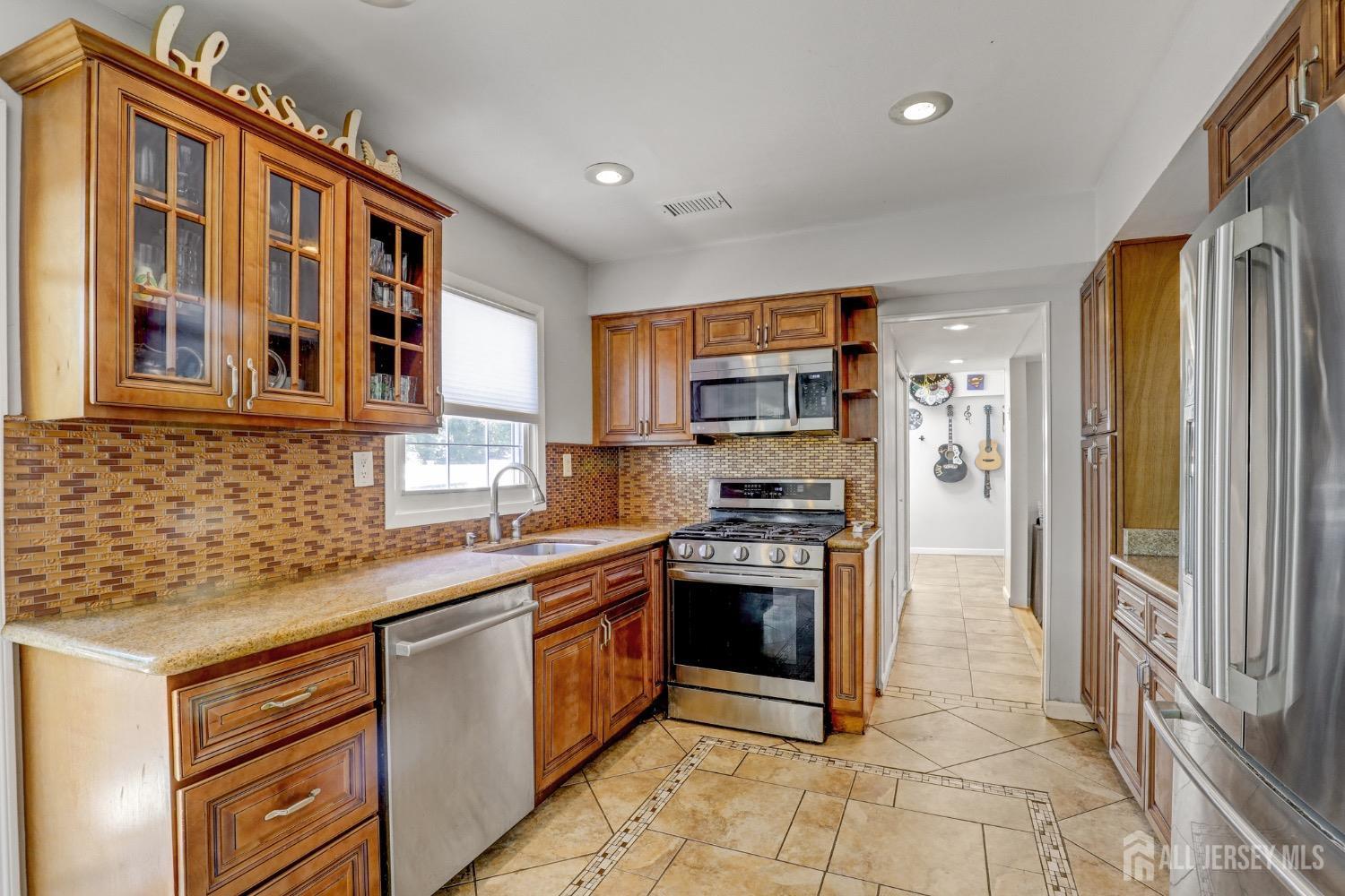 67 Maxwell Lane, Manalapan, NJ, 07726 image 6