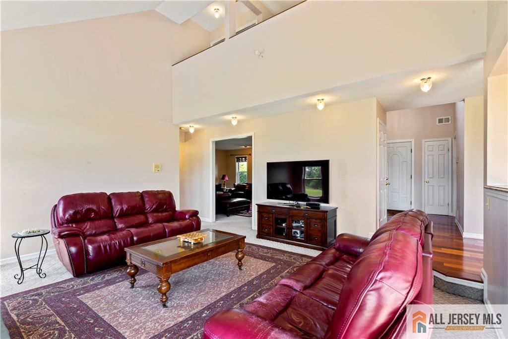 6 Miller Farm Road, Franklin, NJ, 08873 image 21