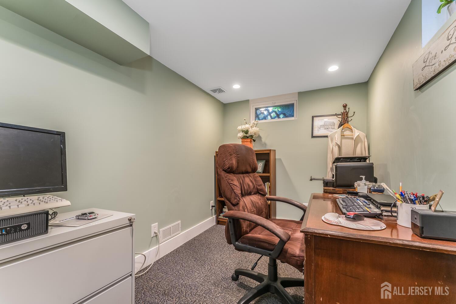 14 Bonnie Brook Terrace, Middlesex, NJ, 08846 image 26
