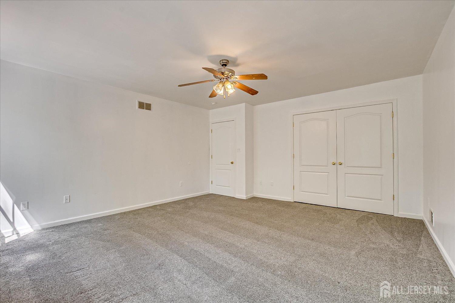 230 S 10th Avenue, Highland Park, NJ, 08904 image 21