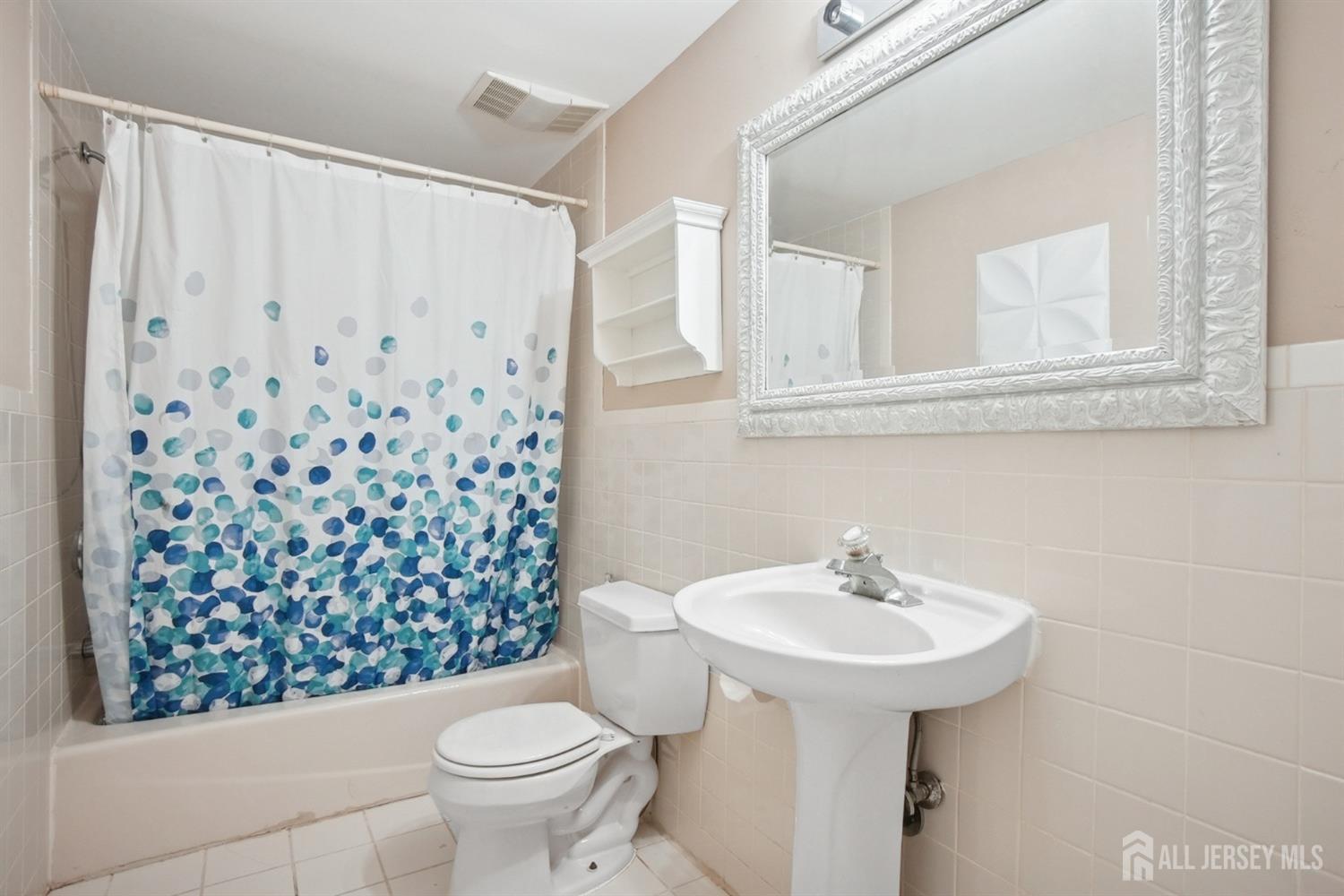 19 Edgegrove Street, Edison, NJ, 08837 image 26