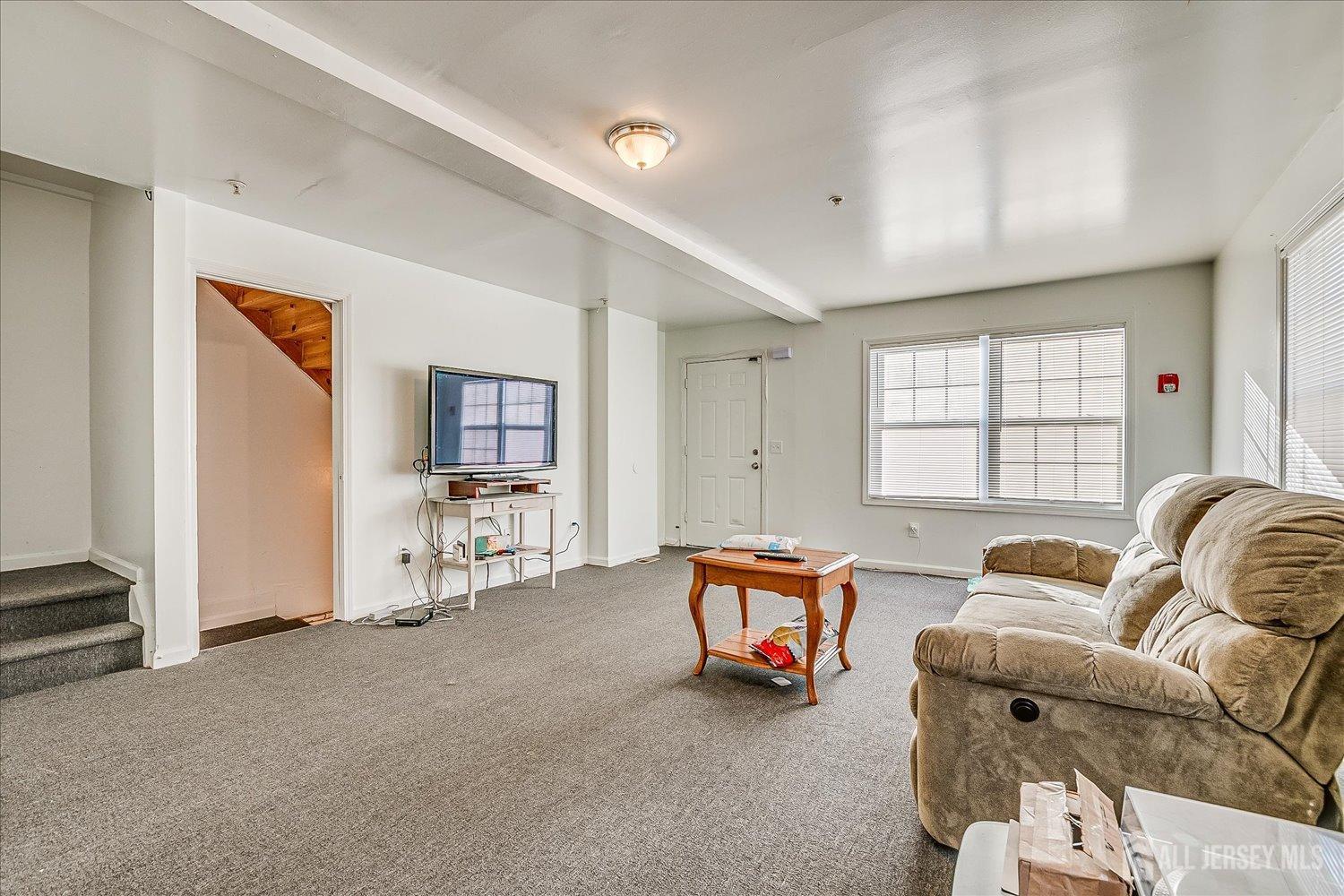 211 Hamilton Street, New Brunswick, NJ, 08901 image 33