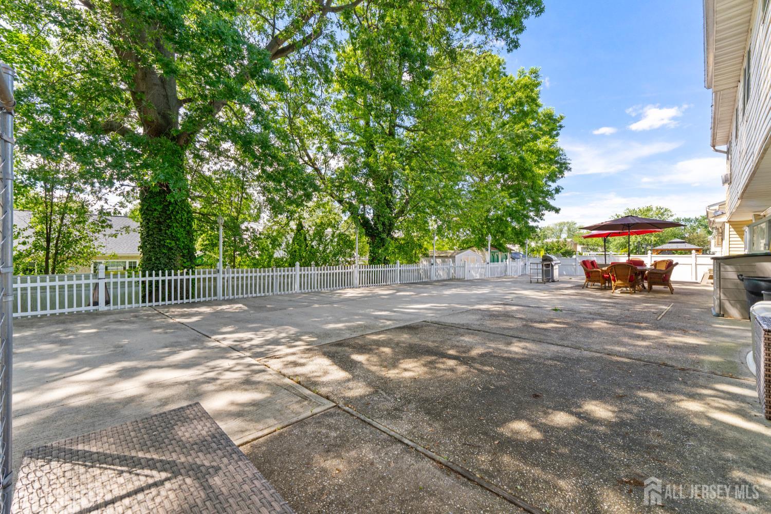 15 Creighton Circle, Old Bridge, NJ, 08857 image 40