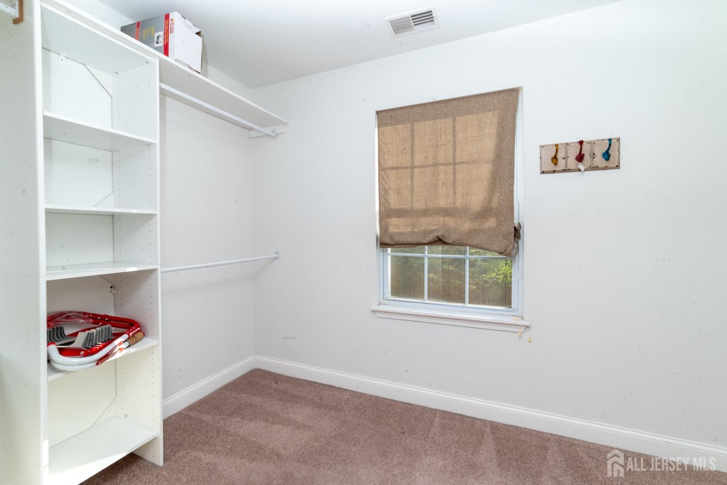 636 Woodland Avenue, Old Bridge, NJ, 08879 image 18