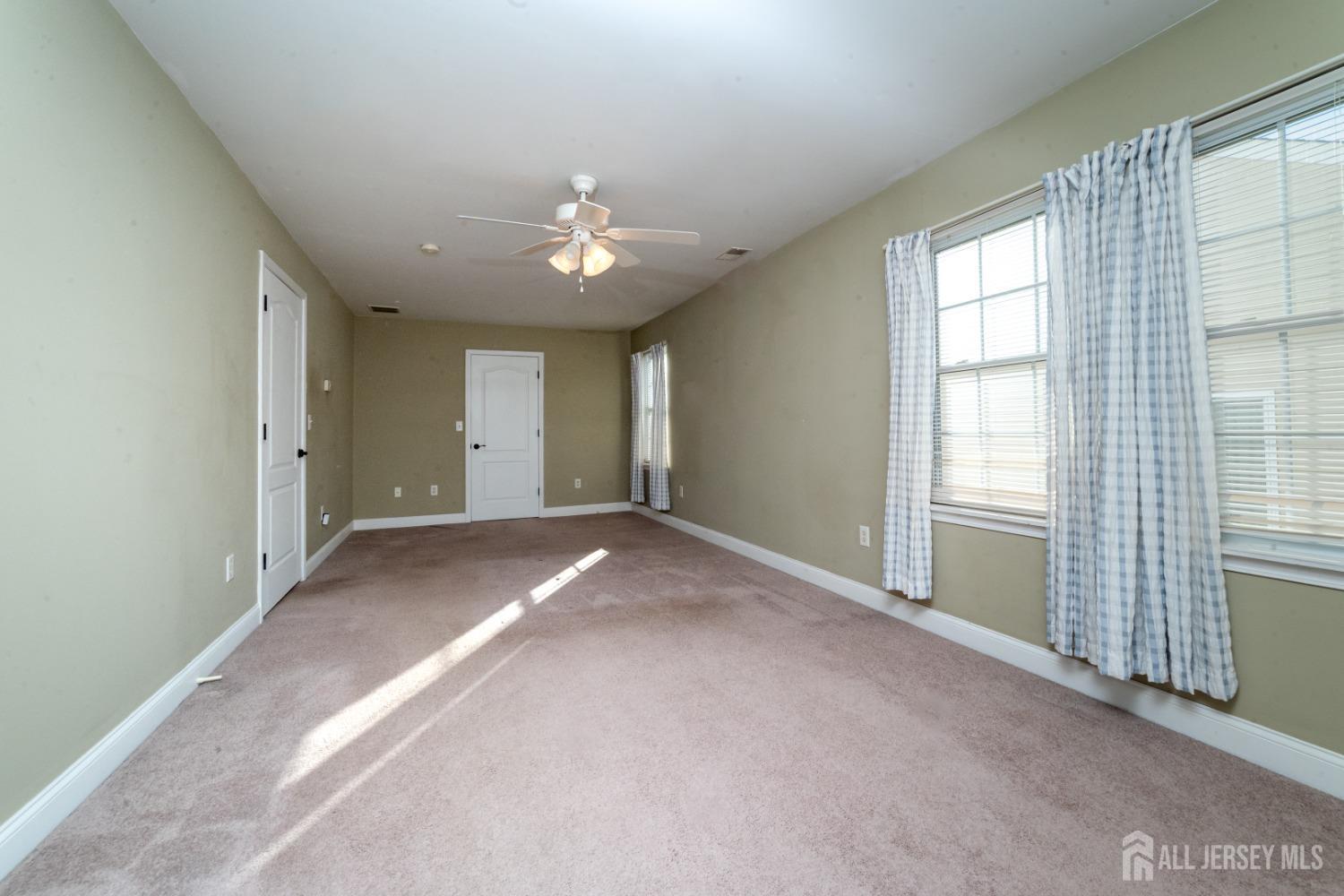 636 Woodland Avenue, Old Bridge, NJ, 08879 image 20