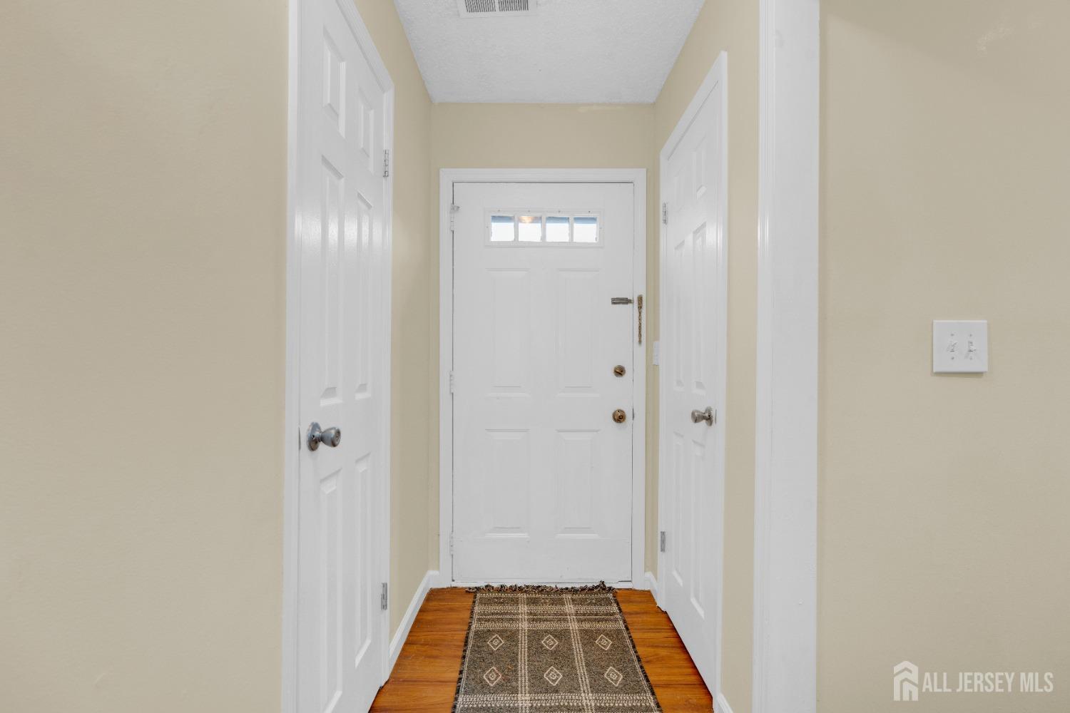 8602 Hana Road Image 3