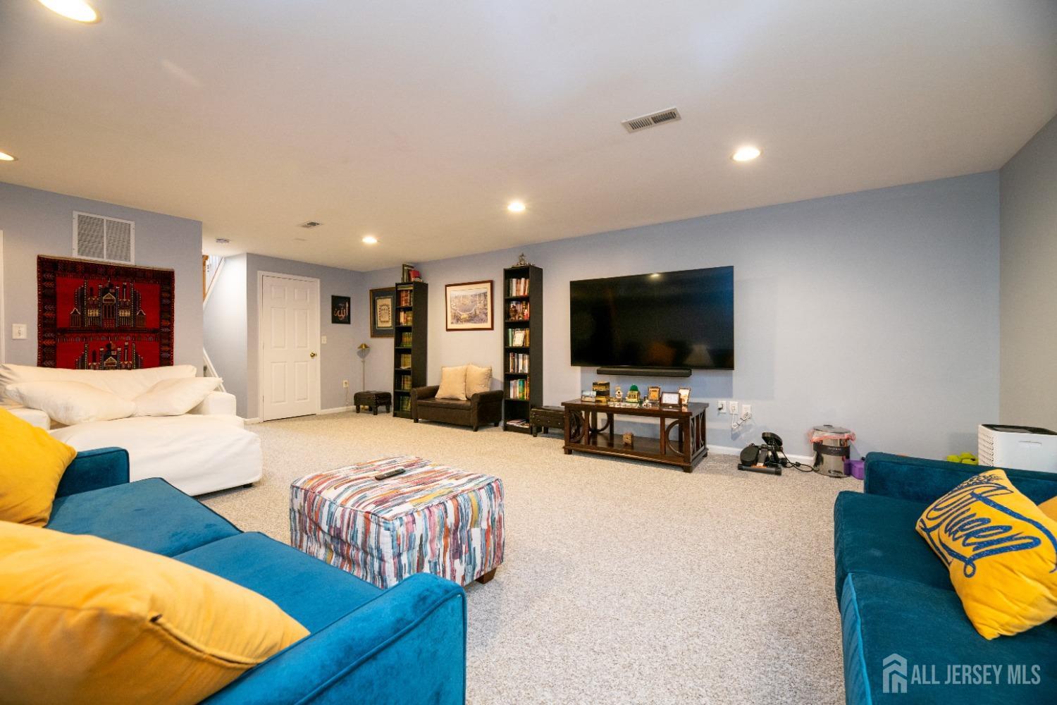 4 Linda Court, Old Bridge, NJ, 08879 image 20