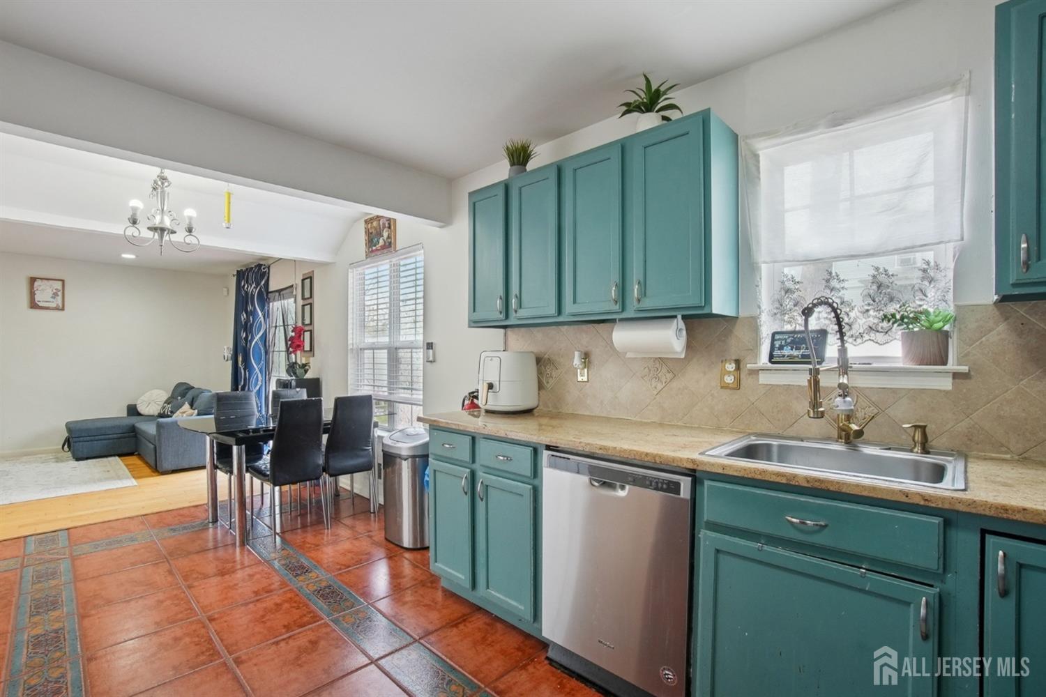 19 Edgegrove Street, Edison, NJ, 08837 image 11