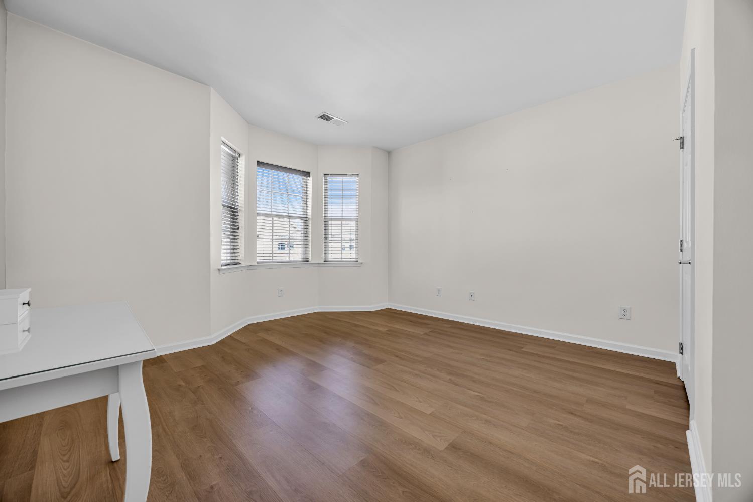 1425 Hudson Circle, Highland Park, NJ, 08904 image 17