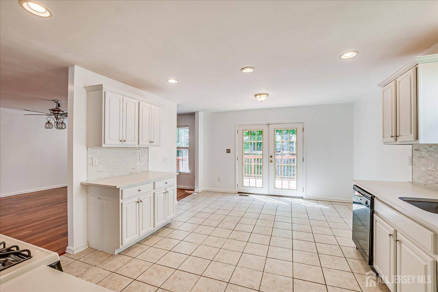 230 S 10th Avenue, Highland Park, NJ, 08904 image 11