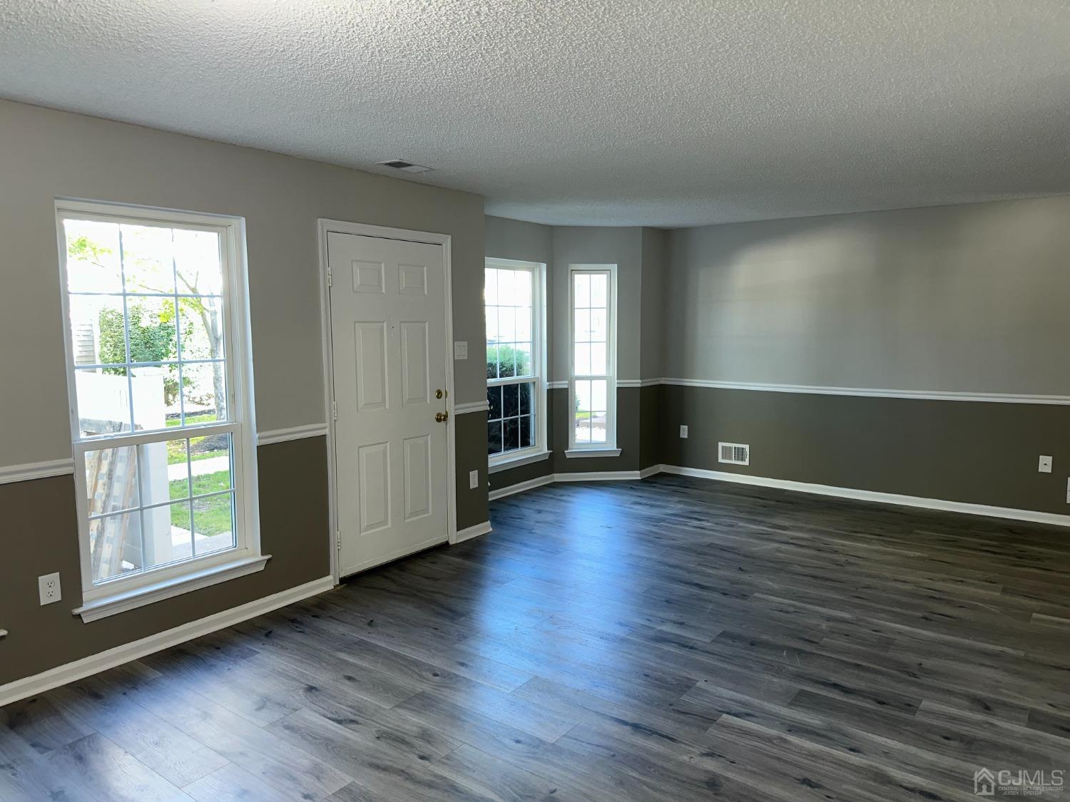 42 Clay Street Image 4
