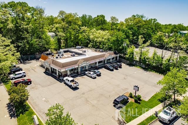 1304 South Avenue Image 5