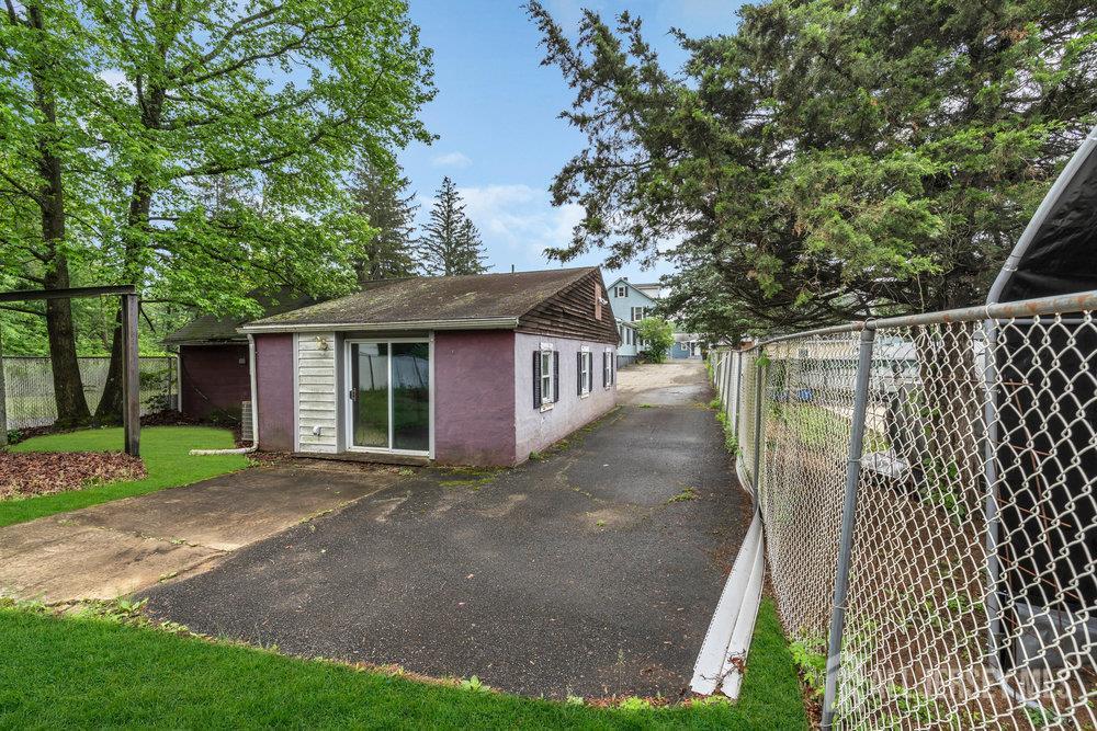 12 Dey Street, Englishtown, NJ, 07726