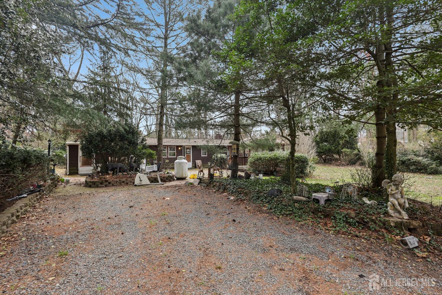 227 Lloyd Road, Aberdeen, NJ, 07747 image 28