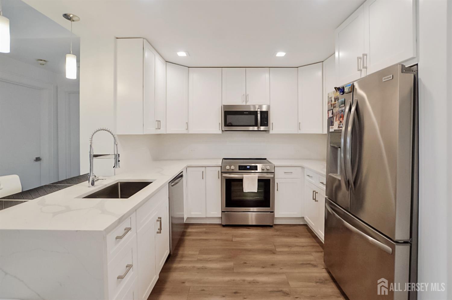 1 Carriage City Plaza 509, Rahway, NJ, 07065