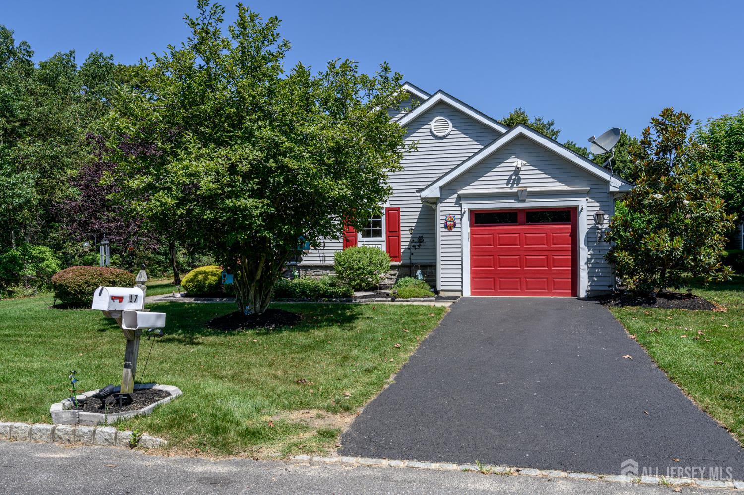 17 Strawberry Lane, Lakewood, NJ, 08701 image 28