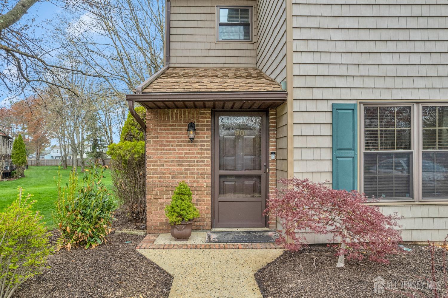 90 Pheasant Run, Edison, NJ, 08820