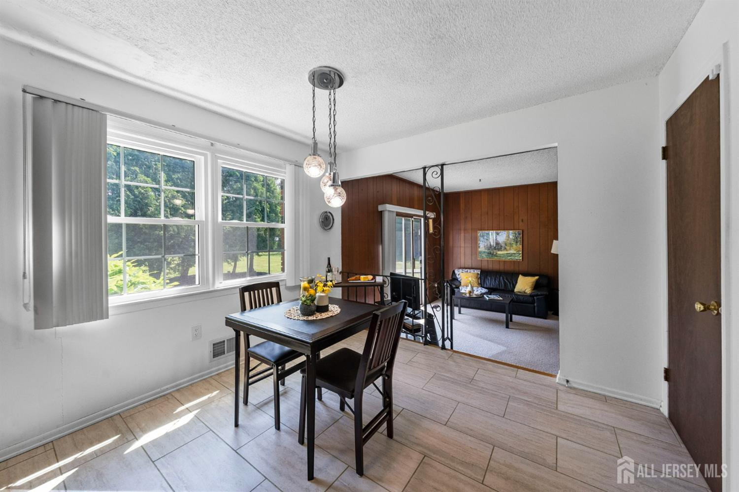 85 Hidden Lake Drive, North Brunswick, NJ, 08902 image 18