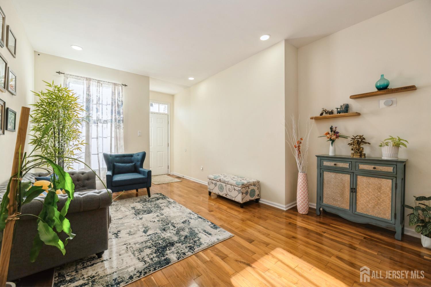 1404 Yarrow Circle Image 4